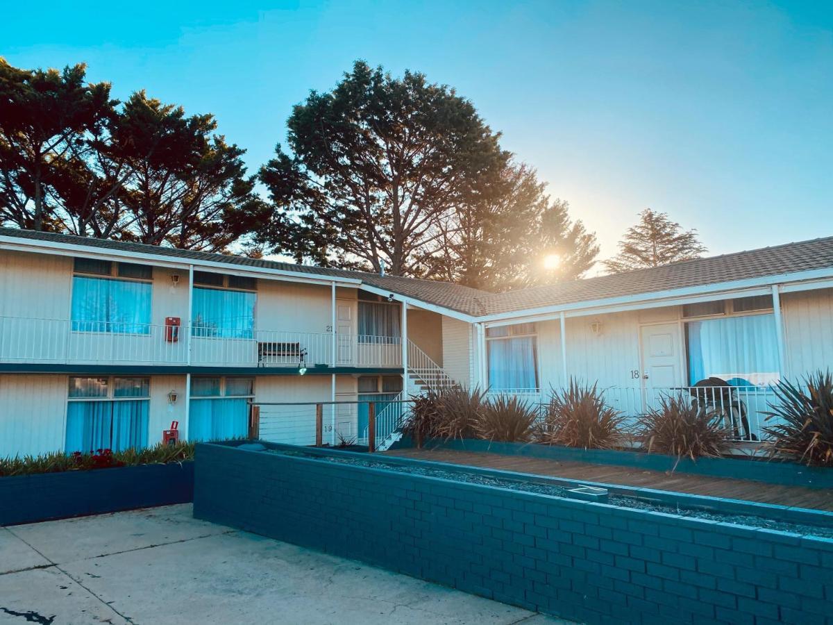 Redhill Cooma Motor Inn Extérieur photo