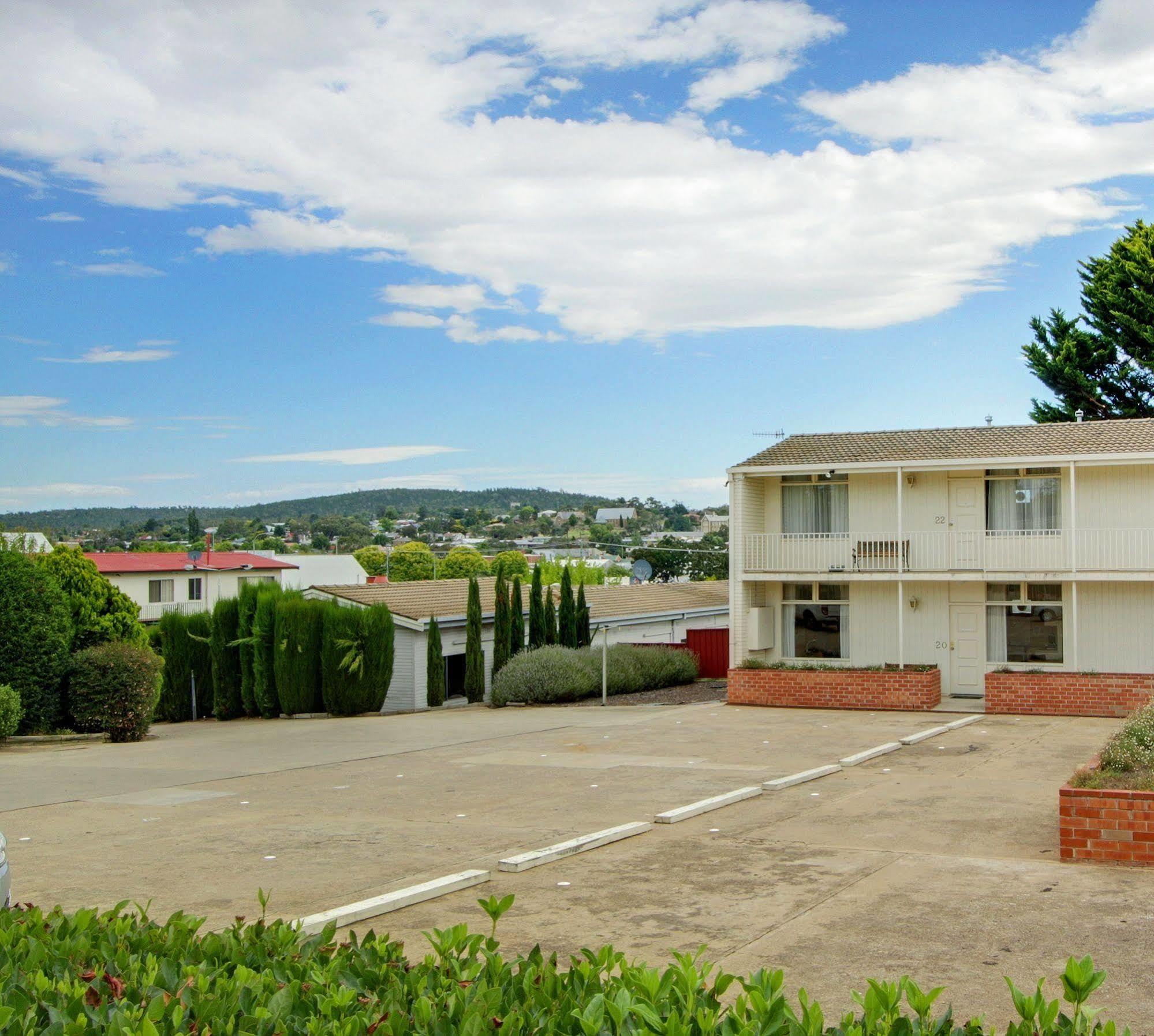 Redhill Cooma Motor Inn Extérieur photo