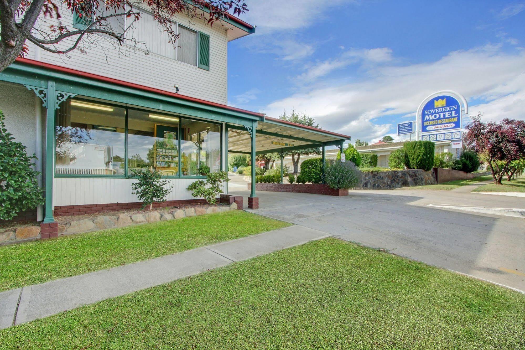 Redhill Cooma Motor Inn Extérieur photo