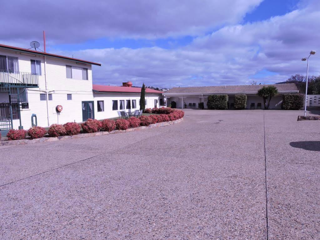 Redhill Cooma Motor Inn Extérieur photo